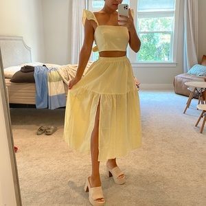 Matching yellow skirt set Showpo.